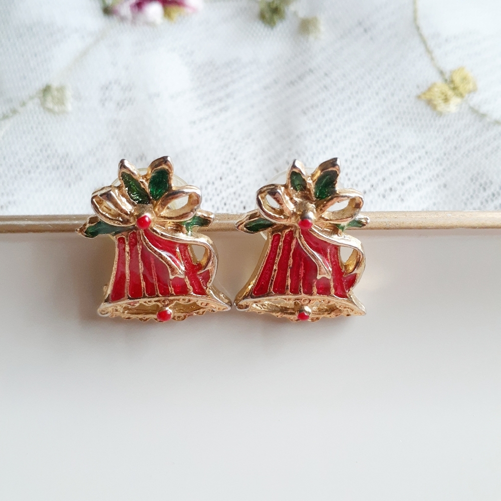VTG Goldtone Enamel Earrings Holiday Holly Bells